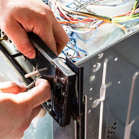 king-city-appliance-repair-men-image_43